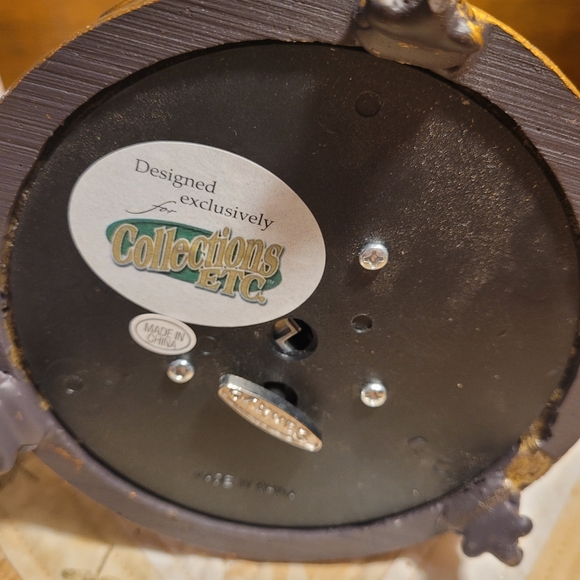 Christmas Globe - Picture 7 of 7